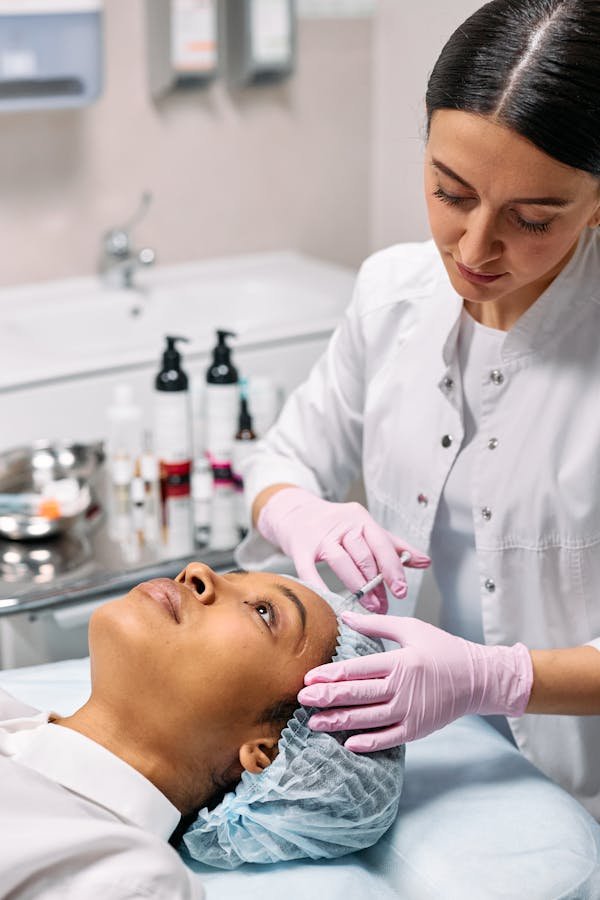 Chirurgien oculoplasticien à marseille : soins personnalisés et experts